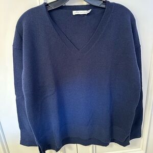 Peter Millar 100% cashmere Navy V-neck sweater